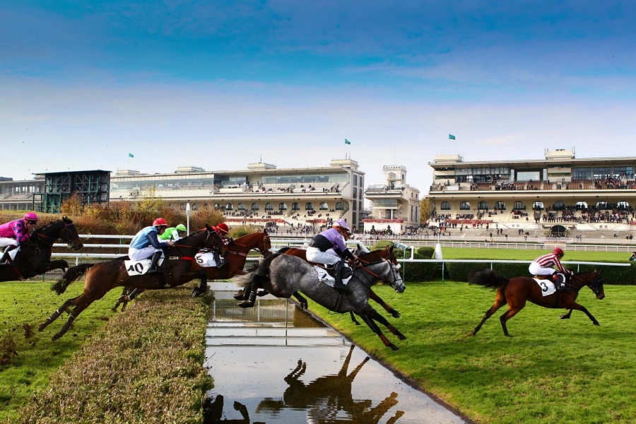 Aujourd’hui débutera le weekend du Grand Steeple Chase de Paris 2021